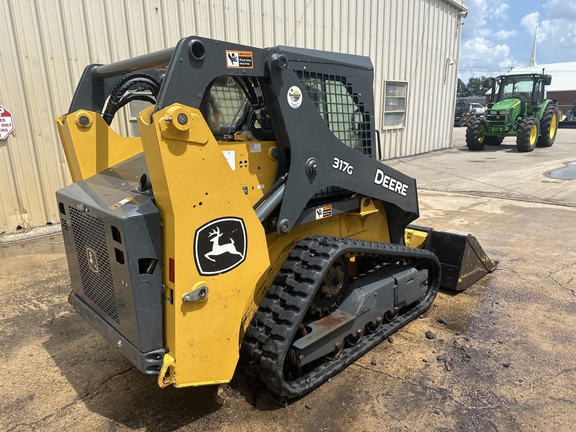 2023 John Deere 317G Photo 5