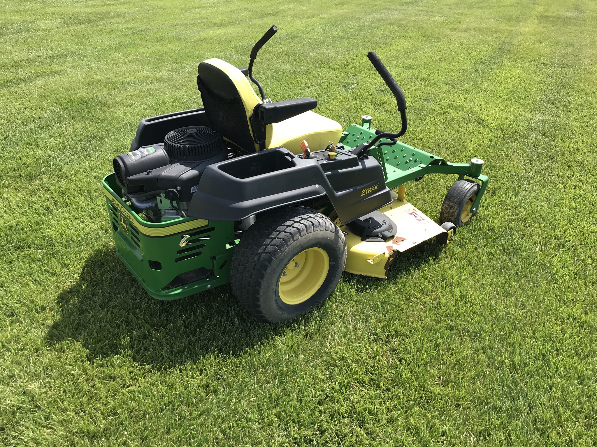 2016 John Deere Z535M Image 3