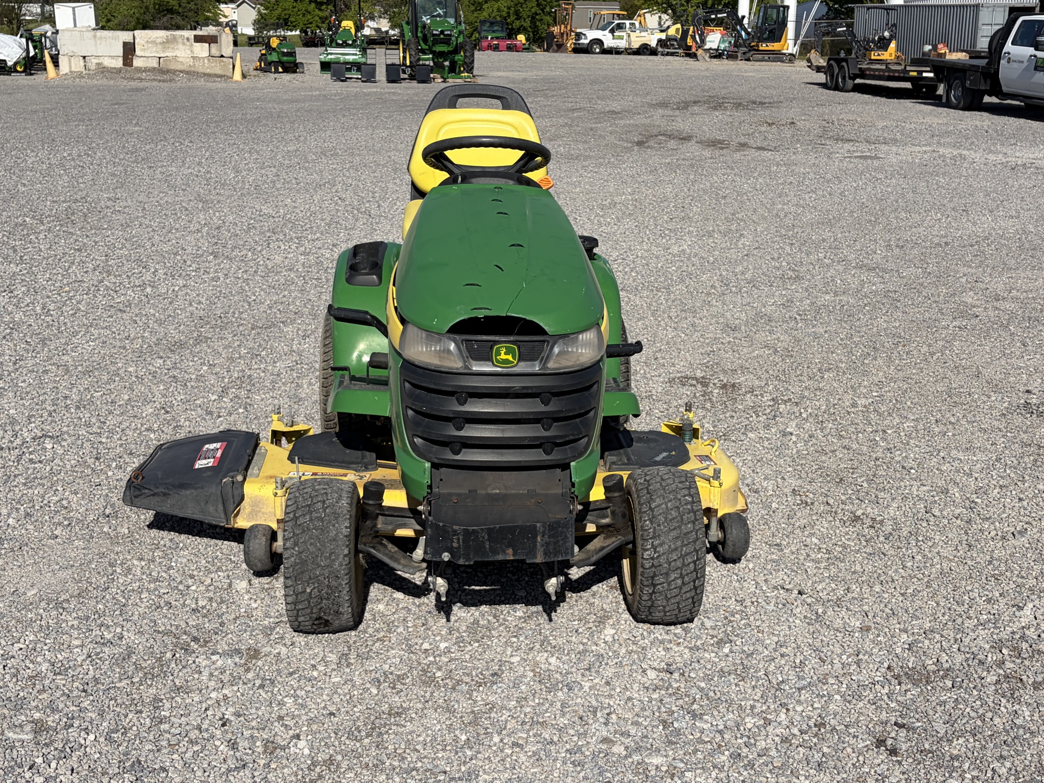 2012 John Deere X320 Image 8