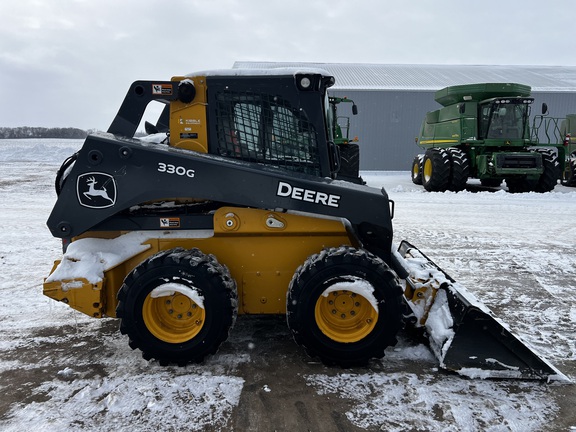 2024 John Deere 330G - Photo2