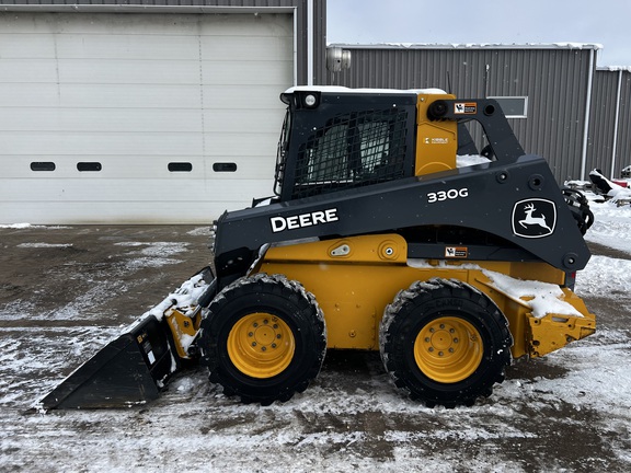 2024 John Deere 330G - Photo6