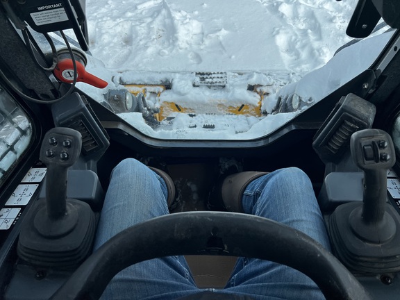 2024 John Deere 330G - Photo24