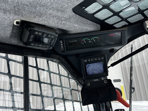 2024 John Deere 330G - Photo26