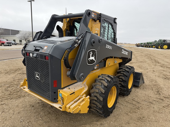 2024 John Deere 330G - Photo3