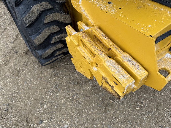 2024 John Deere 330G - Photo16