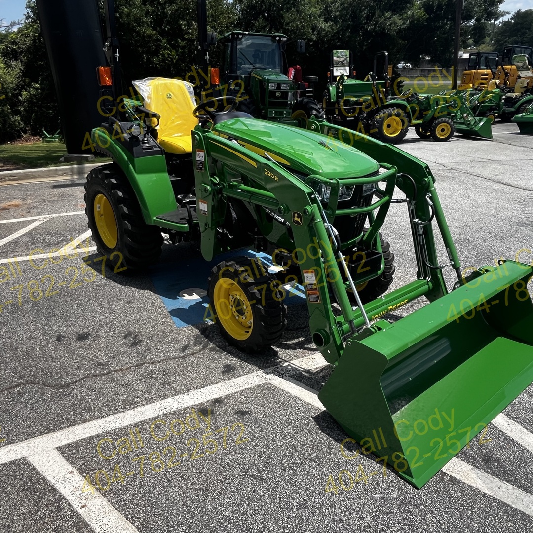 2025 John Deere 2038R Image 5