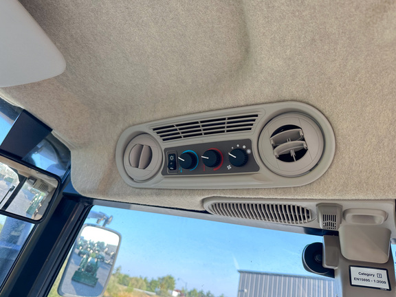 2024 John-Deere 5075E