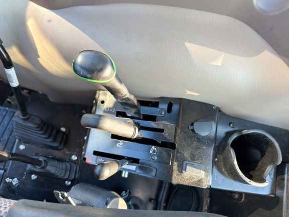 2024 John-Deere 5075E