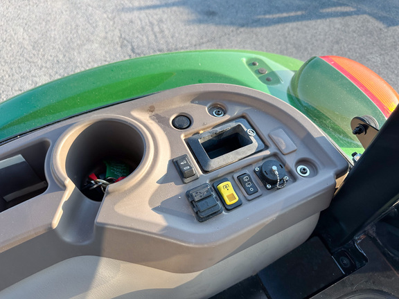 2024 John-Deere 5075E