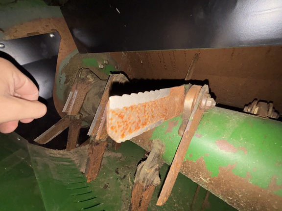 Used 2022 John Deere X9 1000 Combines at Horizon Ag & Turf in Wetaskiwin, AB - Photo30