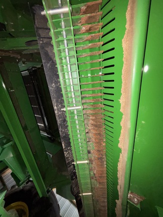 Used 2022 John Deere X9 1000 Combines at Horizon Ag & Turf in Wetaskiwin, AB - Photo29