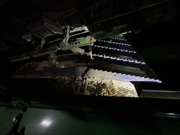 Used 2022 John Deere X9 1000 Combines at Horizon Ag & Turf in Wetaskiwin, AB - Photo27