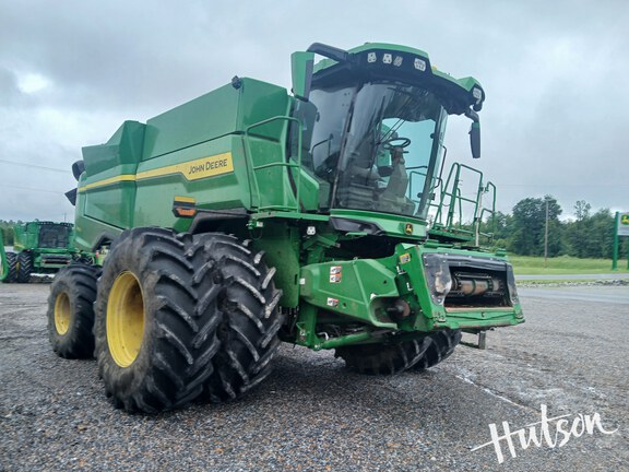 Photo of 2025 John Deere S7 800