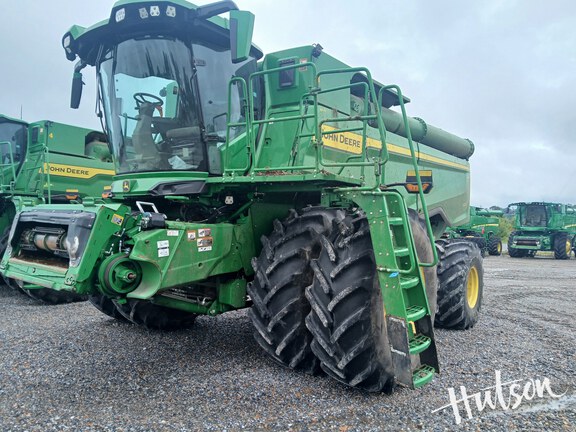 Photo of 2025 John Deere S7 800