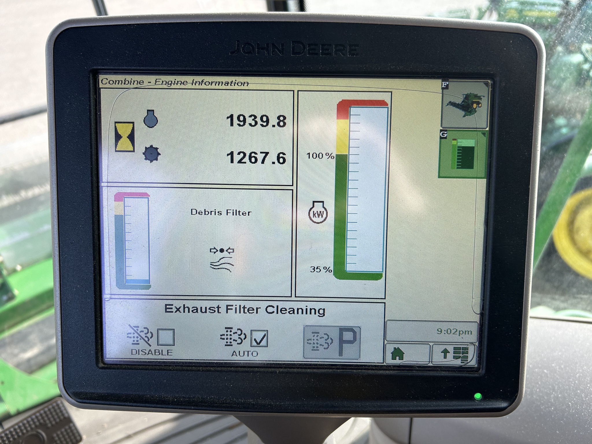 2015 John Deere S680 Image 9