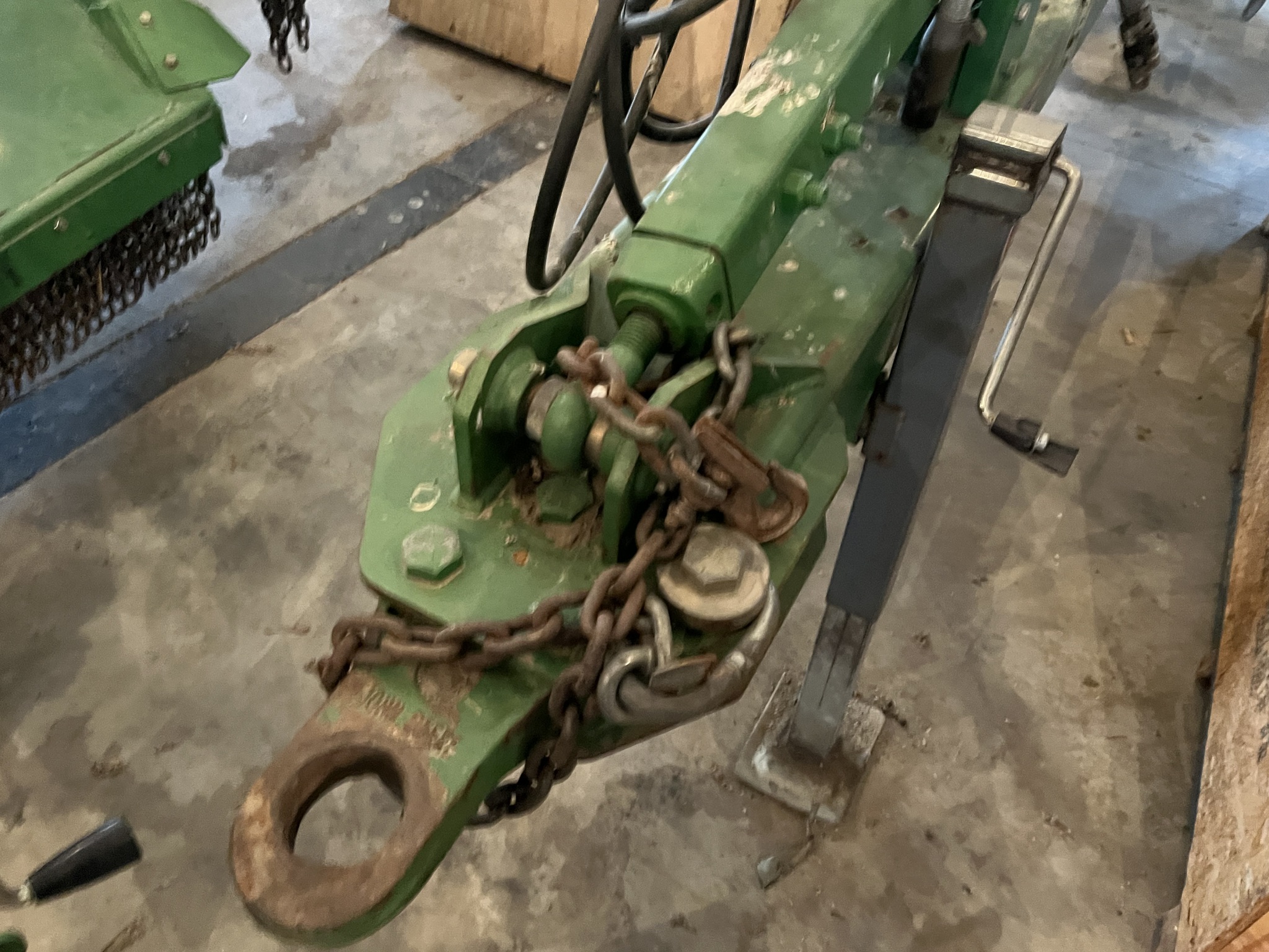 2009 John Deere 2310 Image 9