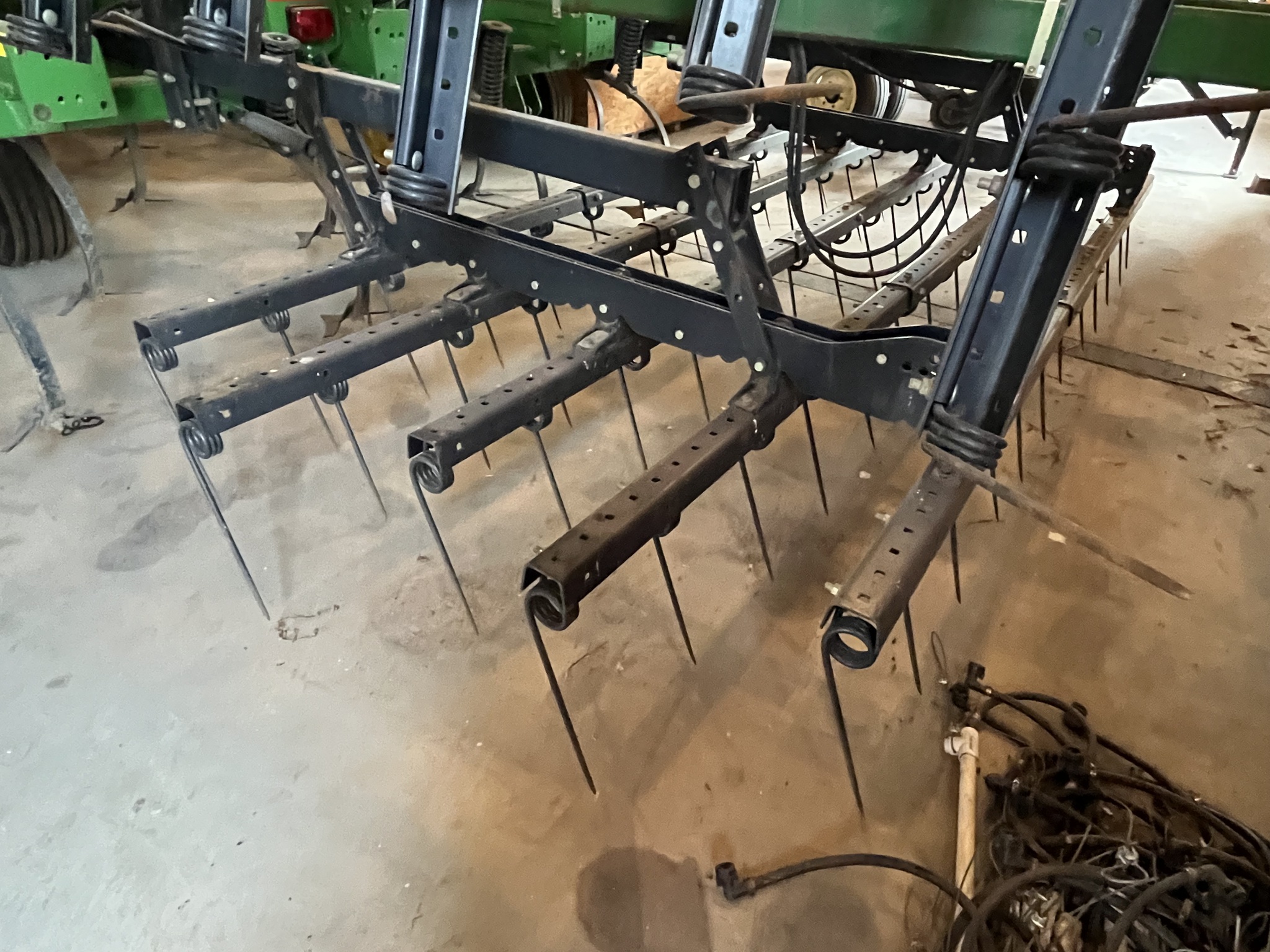 2009 John Deere 2310 Image 10