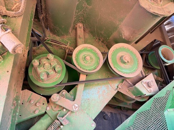 Photo of 2017 John Deere S670
