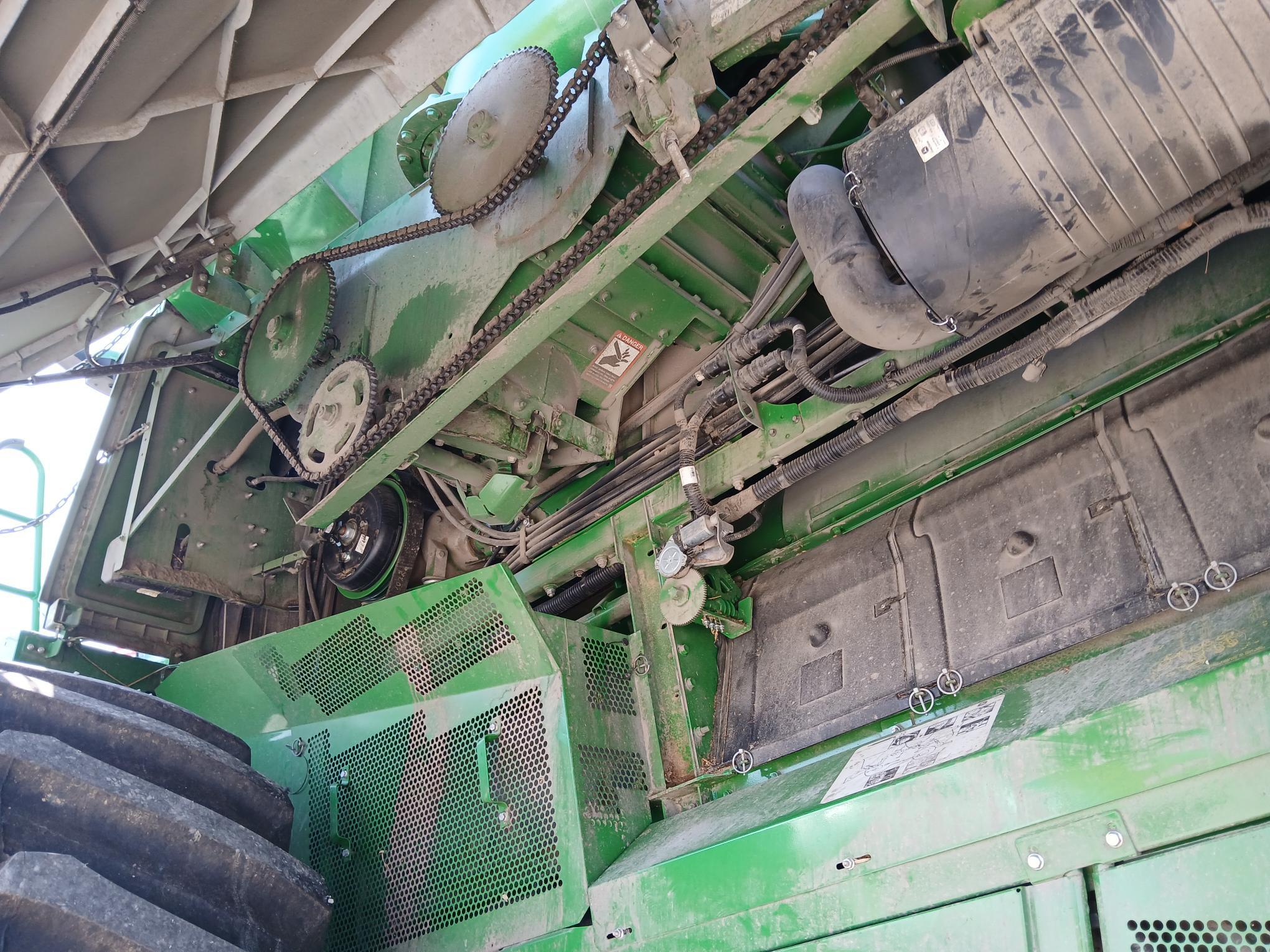 2024 John Deere S760 Image 8