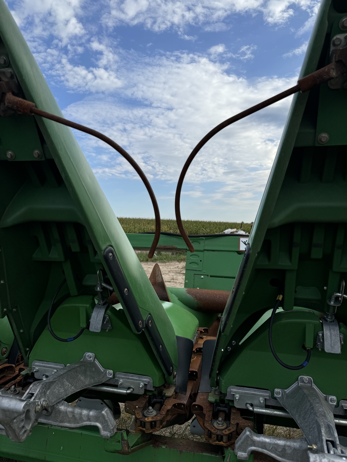 2021 John Deere C8R Image 13