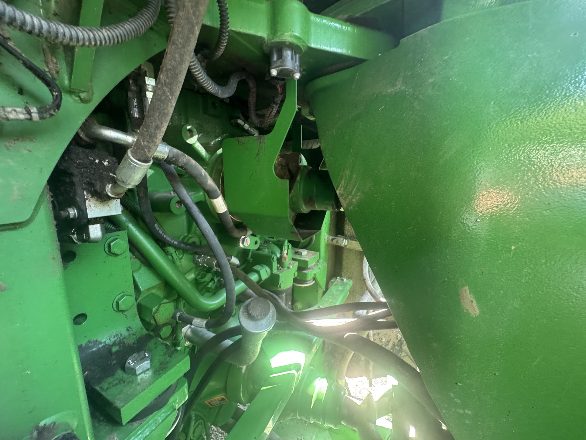 2013 John Deere 9360R Image 17