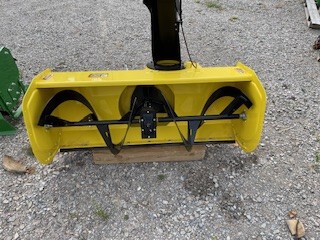 2021 John Deere 47 Snowblower Image 3