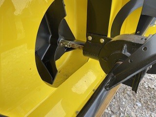 2021 John Deere 47 Snowblower Image 6