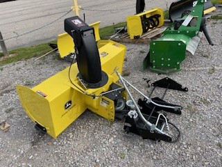2021 John Deere 47 Snowblower Image 1