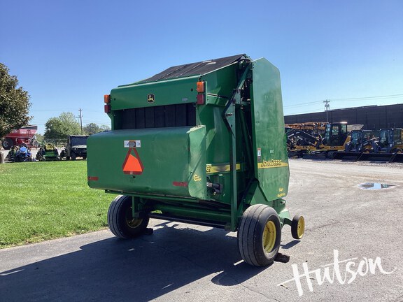 Photo of 2003 John Deere 567