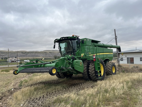 Photo of 2018 John Deere S780