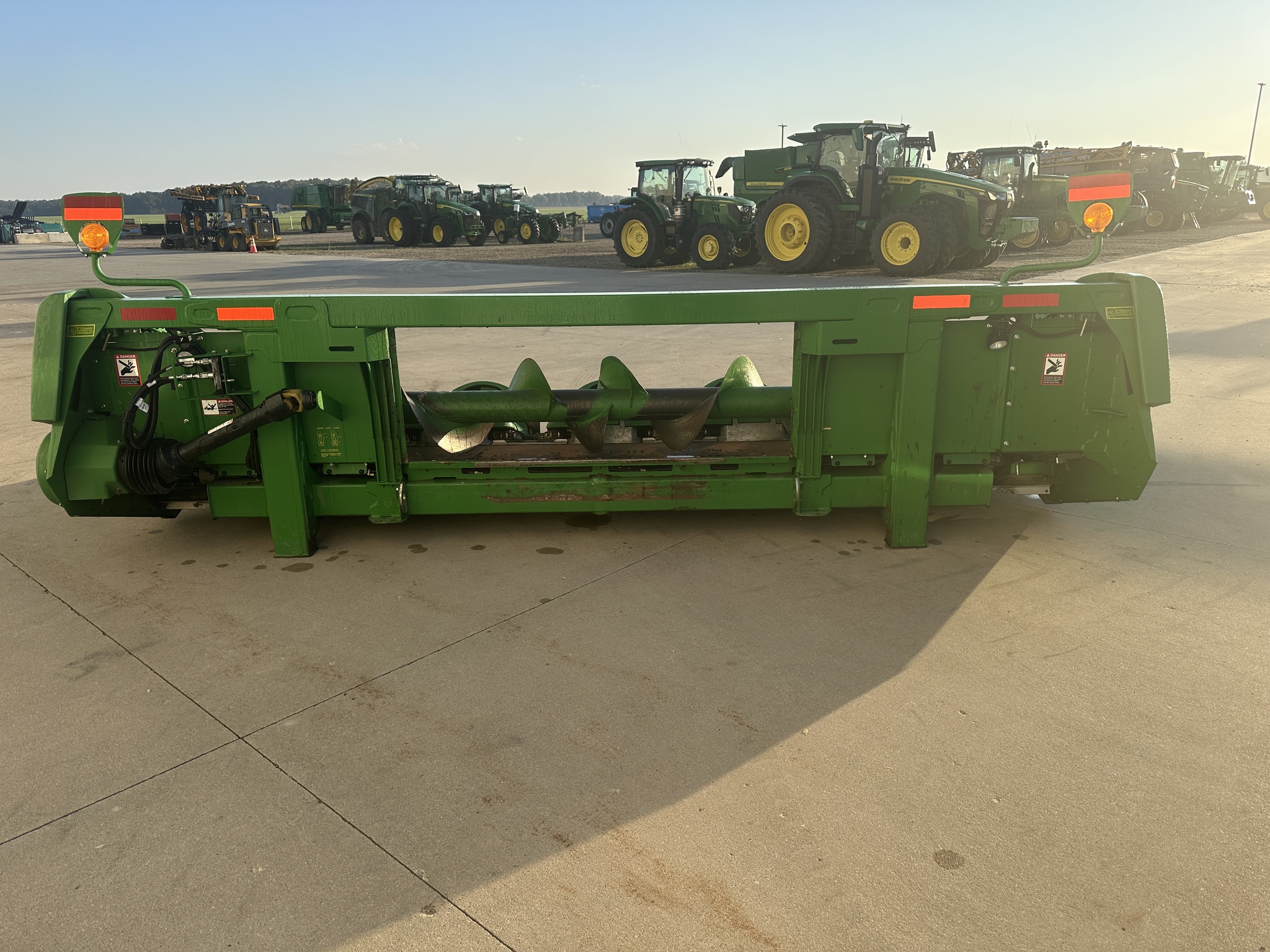 2012 John Deere 606C Image 4