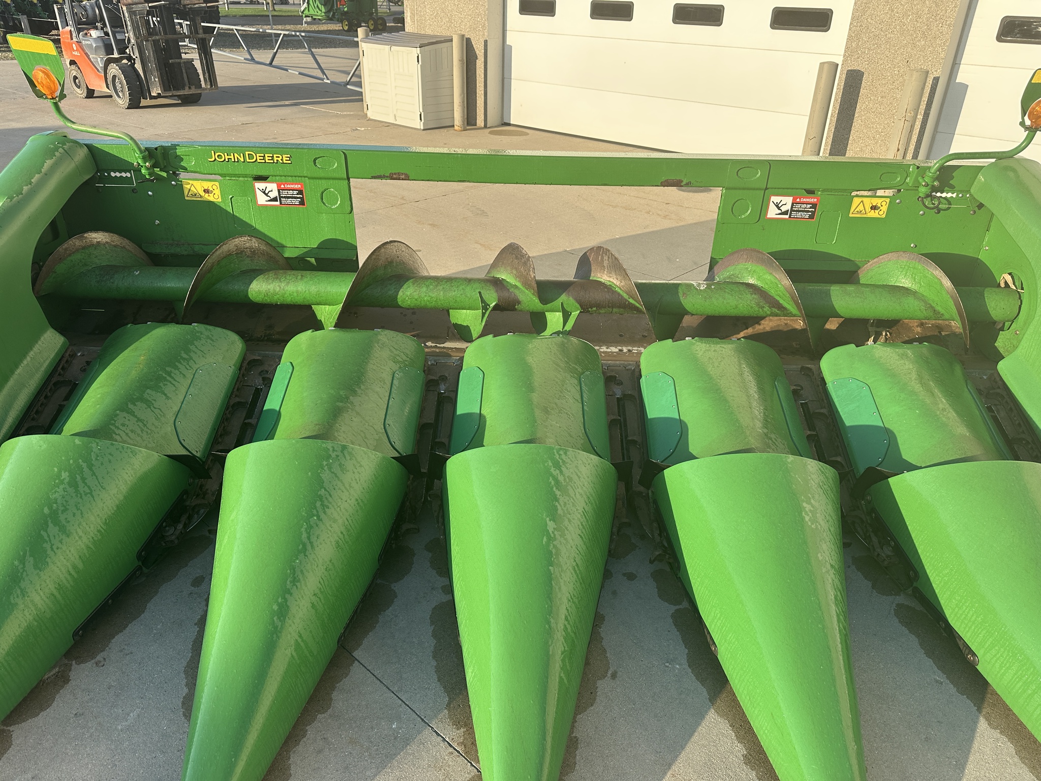 2012 John Deere 606C Image 9