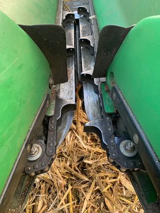 Photo of 2019 John Deere 712FC