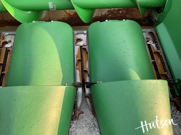 Photo of 2019 John Deere 712FC