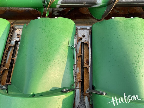 Photo of 2019 John Deere 712FC