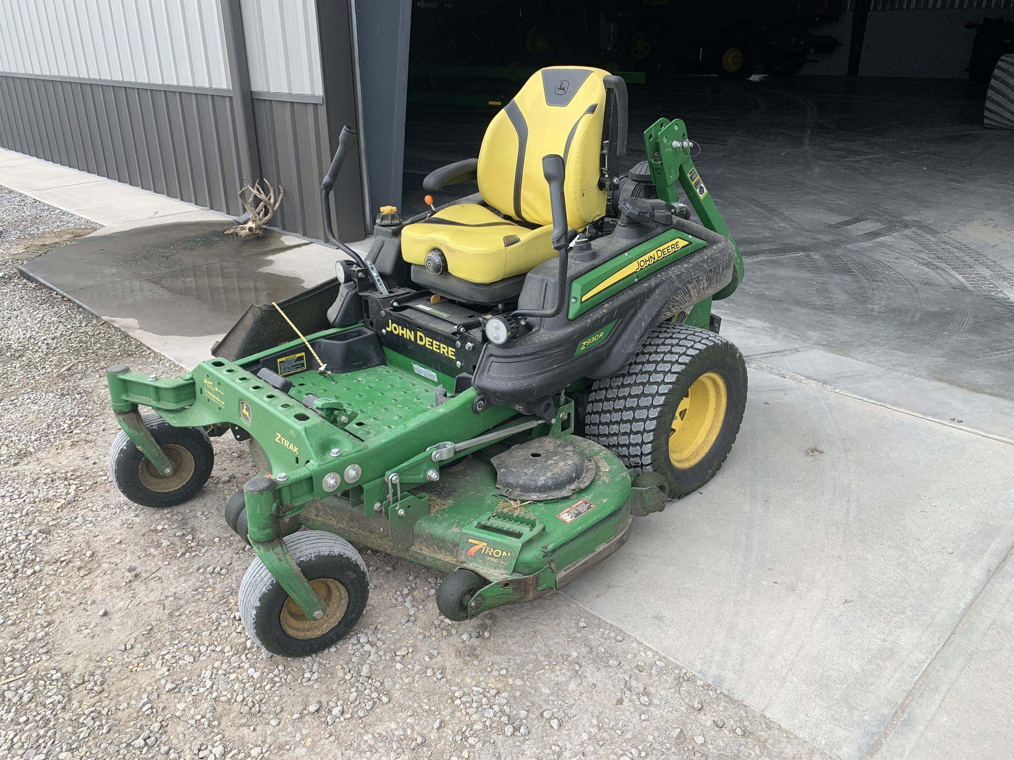  2021 John Deere Z930R at Heritage Tractor in Pittsburg, KS