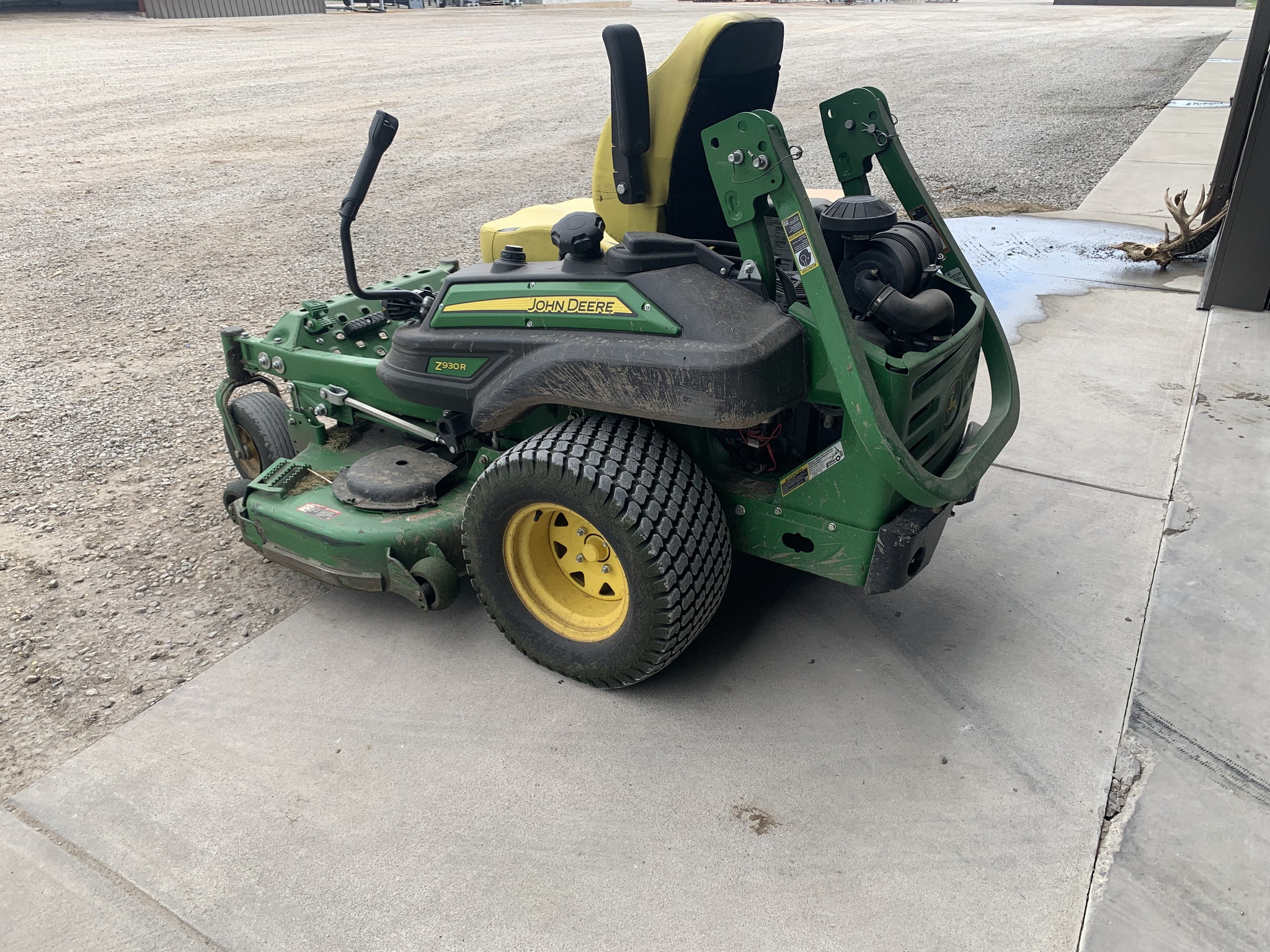  2021 John Deere Z930R at Heritage Tractor in Pittsburg, KS
