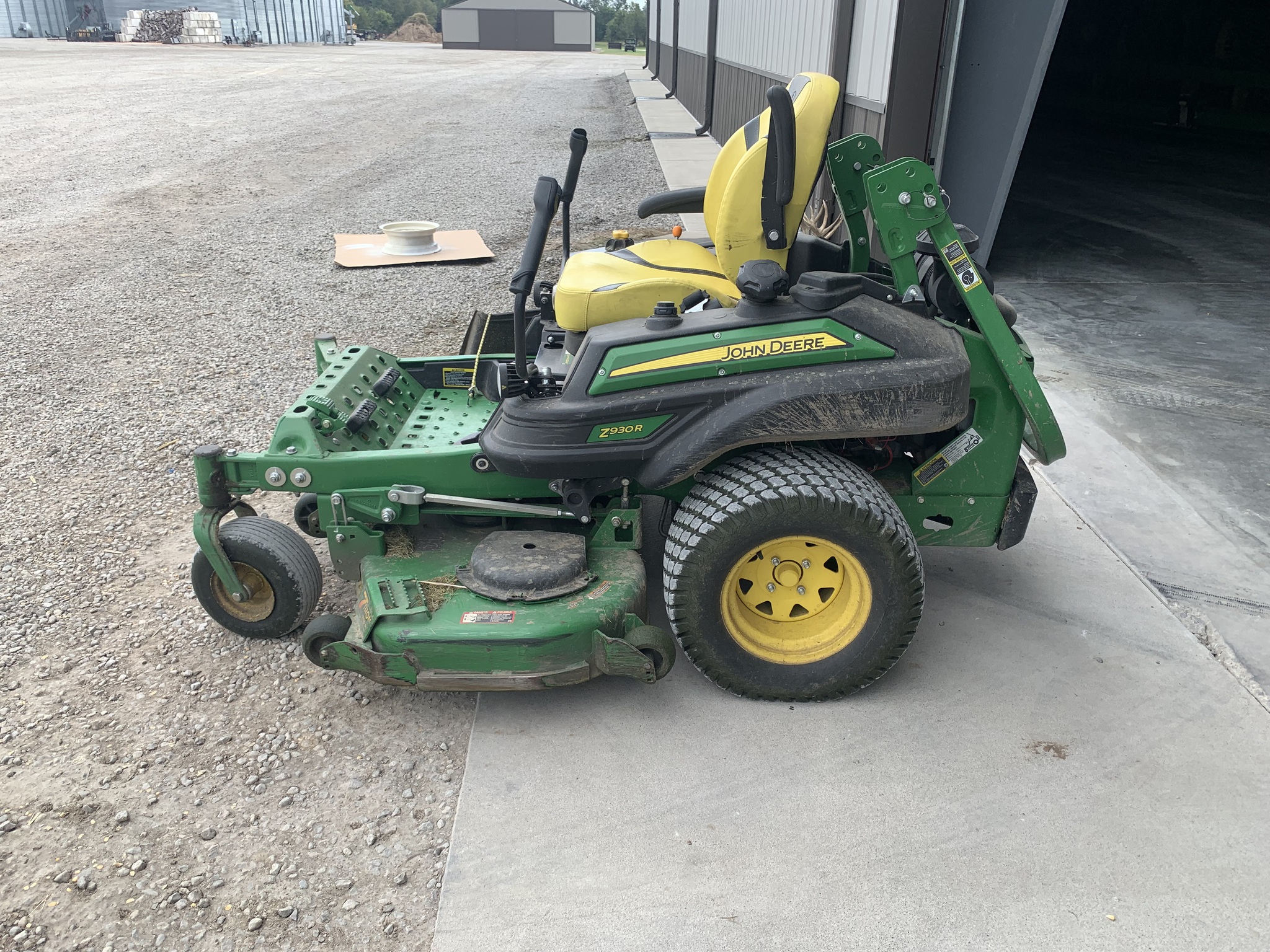  2021 John Deere Z930R at Heritage Tractor in Pittsburg, KS