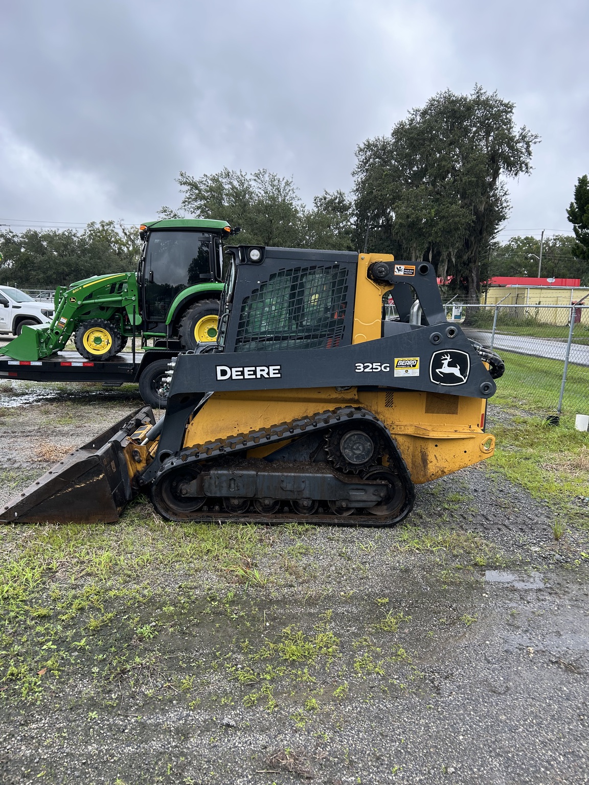 2023 John Deere 325G Image 1