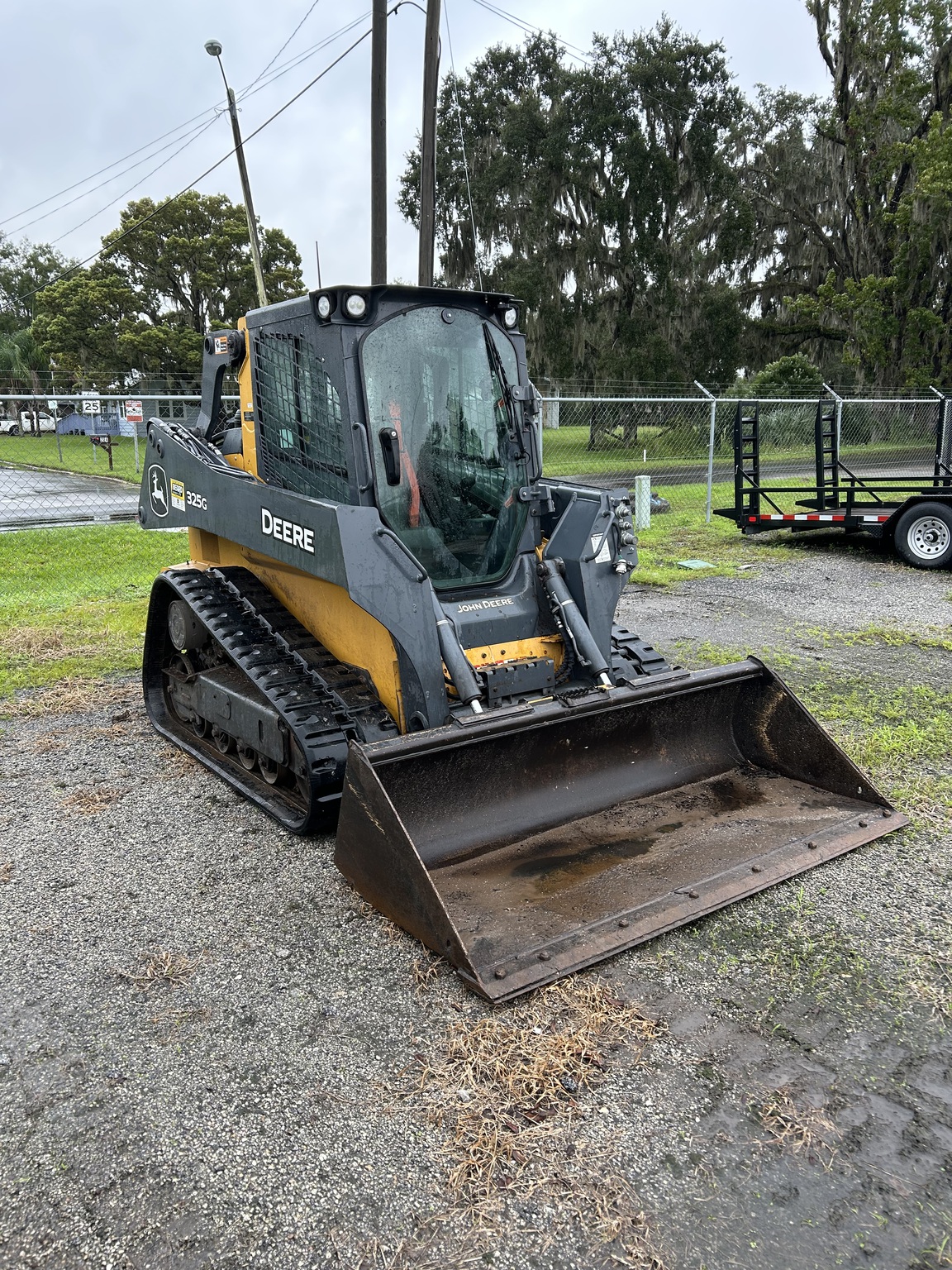 2023 John Deere 325G Image 2