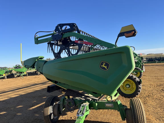 Used 2025 John Deere HDR 50 Combine Platforms at Horizon Ag & Turf in High Prairie, AB - Photo2