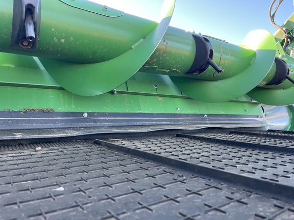 Used 2025 John Deere HDR 50 Combine Platforms at Horizon Ag & Turf in High Prairie, AB - Photo13