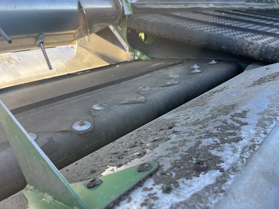 Used 2025 John Deere HDR 50 Combine Platforms at Horizon Ag & Turf in High Prairie, AB - Photo16