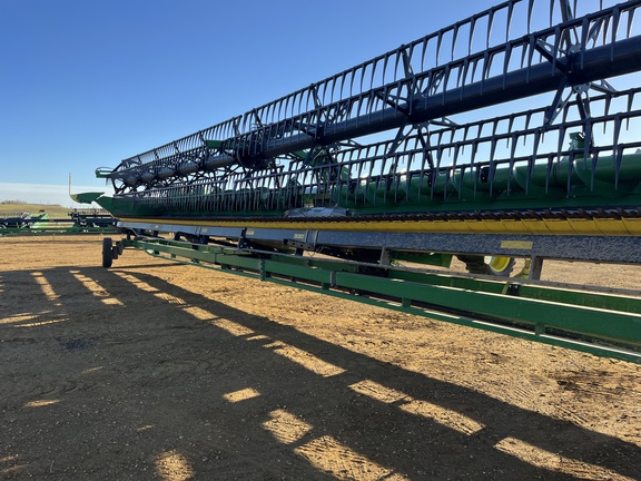 Used 2025 John Deere HDR 50 Combine Platforms at Horizon Ag & Turf in High Prairie, AB - Photo21