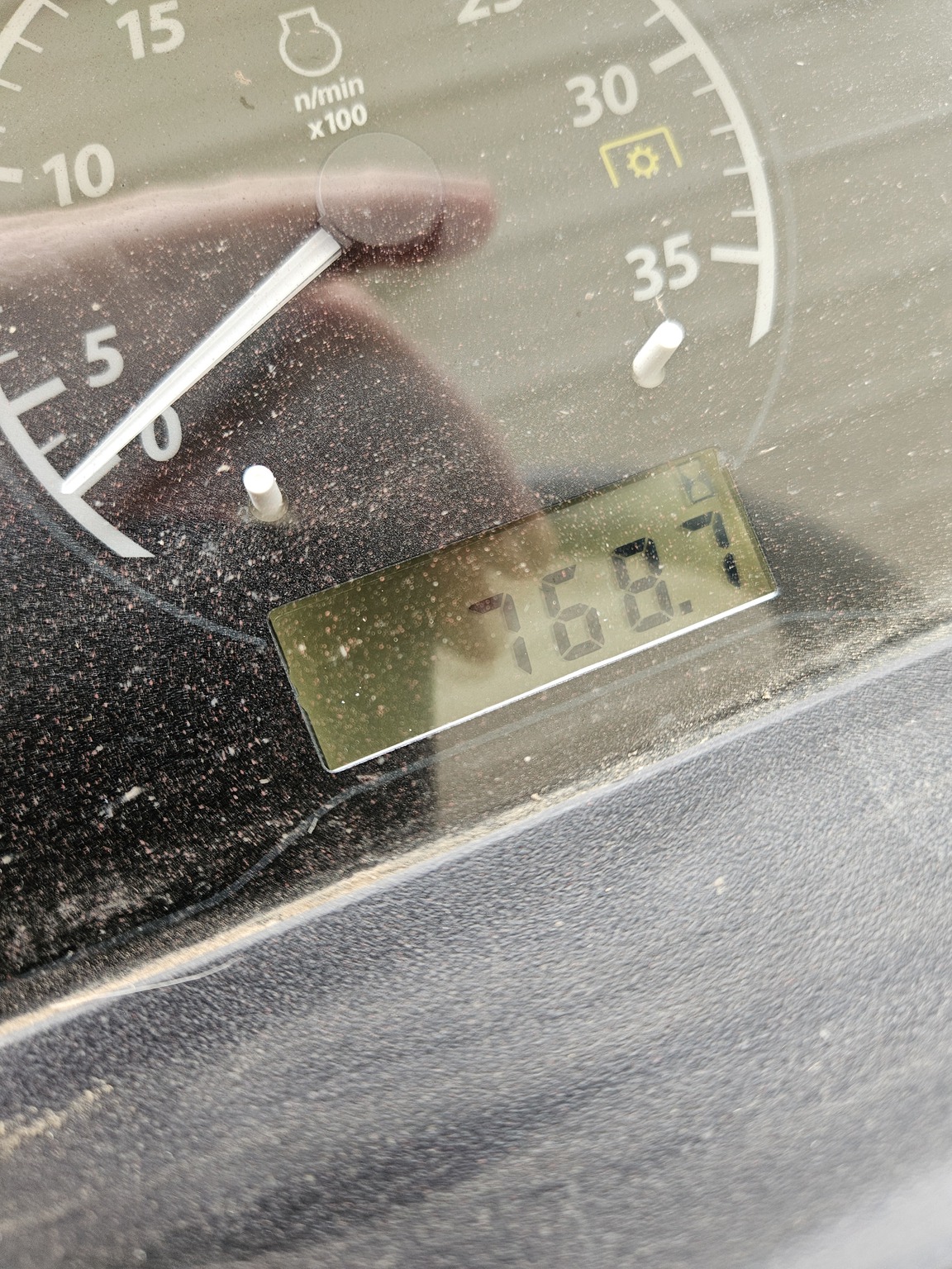 2011 John Deere 1023E Image 7