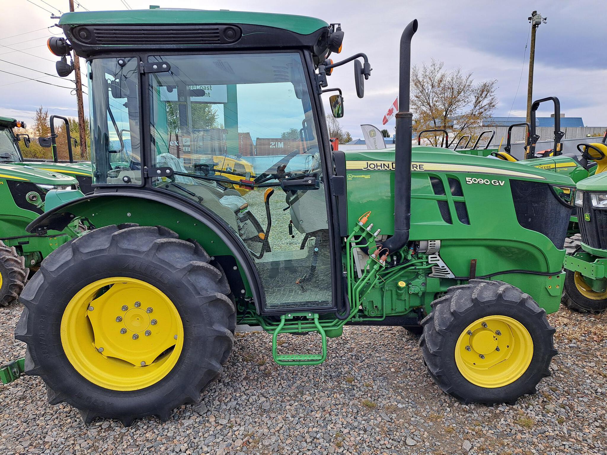2018 John Deere 5090GN Image 2