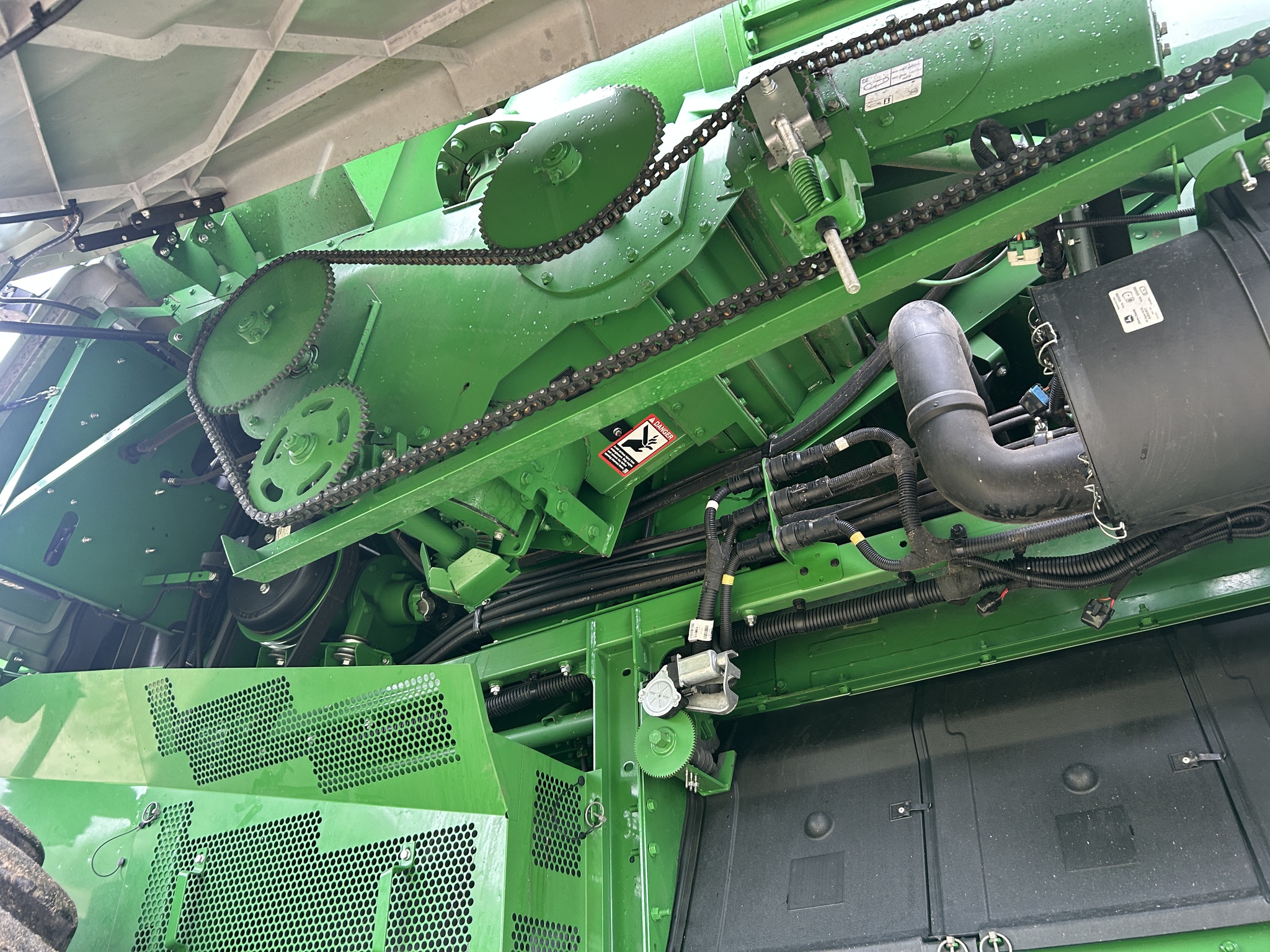  2022 John Deere S770 at Heritage Tractor in Adrian, MO