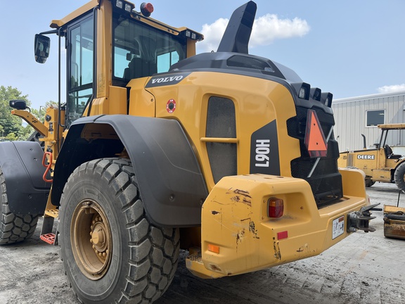 2023 Volvo L90H