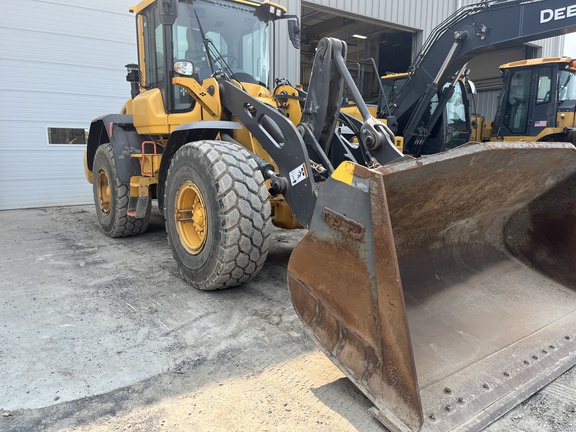 2023 Volvo L90H