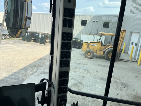 2023 Volvo L90H